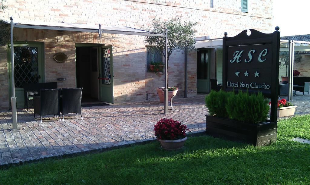 Hotel San Claudio Corridonia Exterior foto