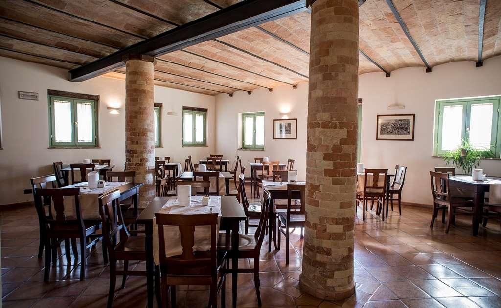 Hotel San Claudio Corridonia Restaurant foto